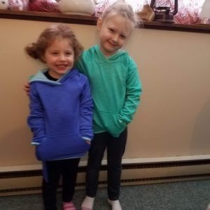 Meet your Posher, Crystal